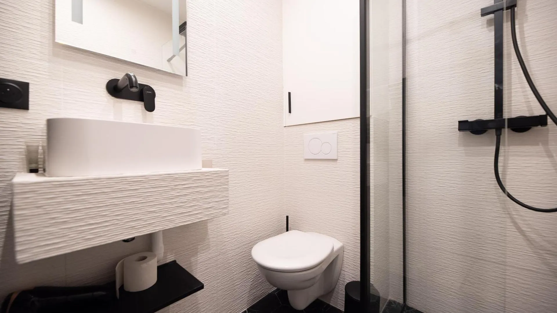 Cia - Studio By Arc De Triomphe Paris France